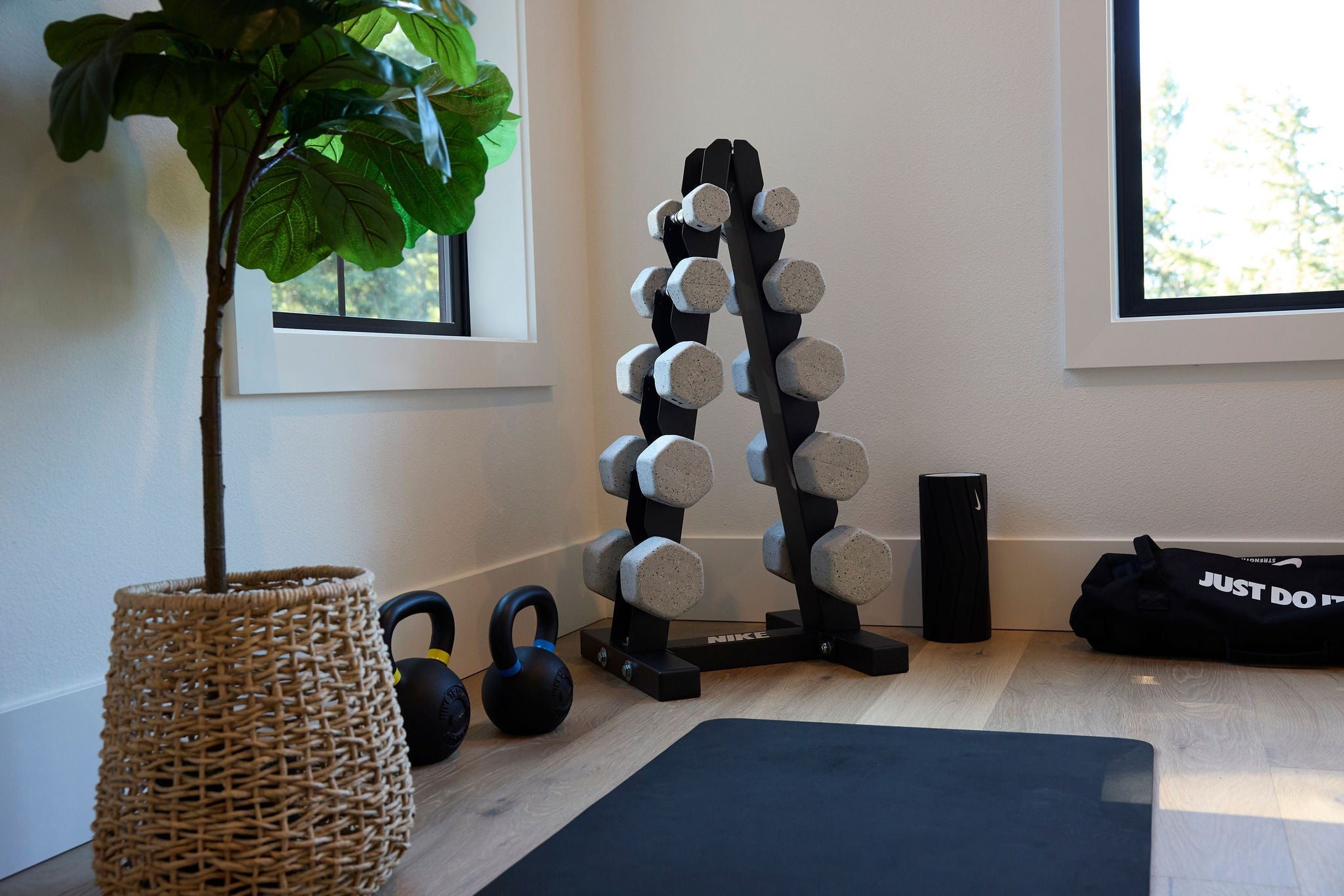 For Small Spaces – Nike Strength US