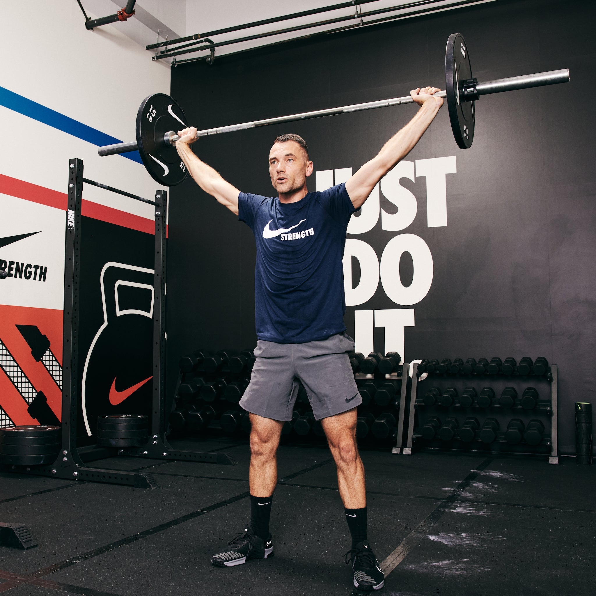 Nike Black Chrome Swoosh Barbell 20 kg – Nike Strength US