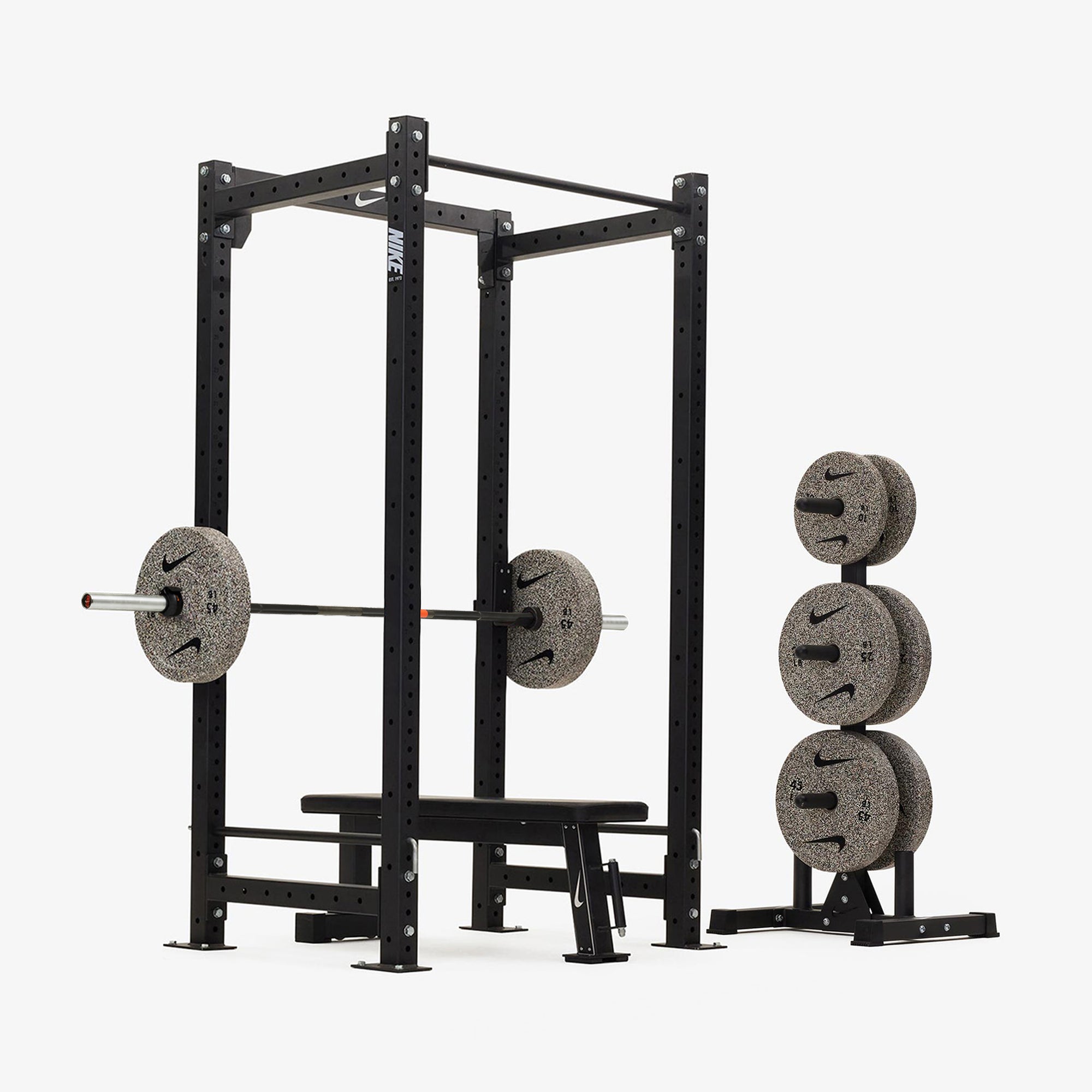 Nike Squat Cage / Black Bumper Plates / 20 kg Nike 1972 Power Bar