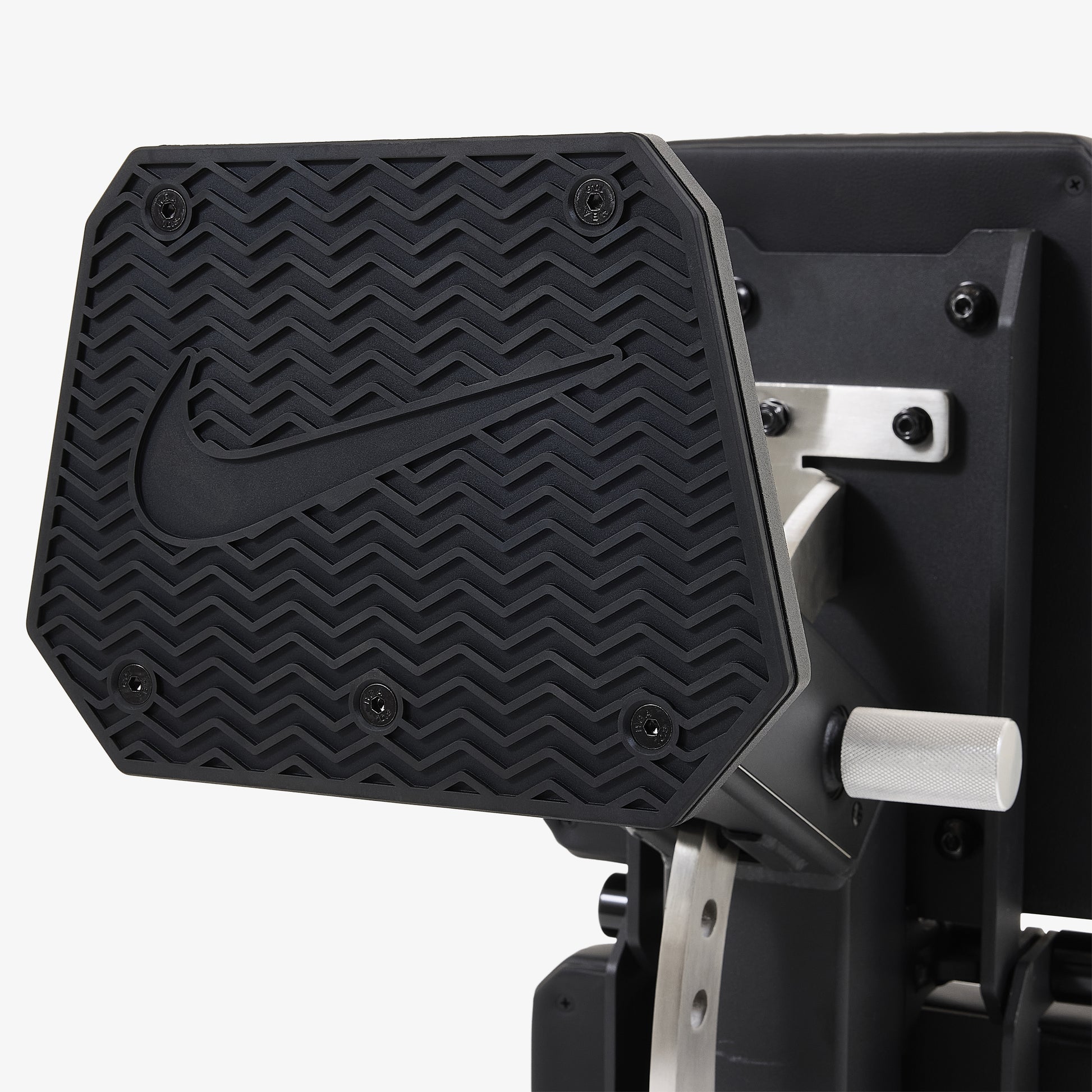 Nike Strength Pro Adjustable Weight Bench — detail 3