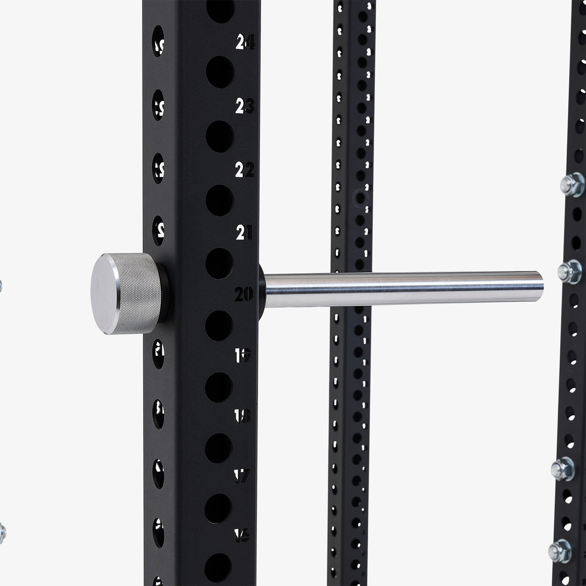 Nike Strength Pro Utility Pin - Pair — three-quarter view 3