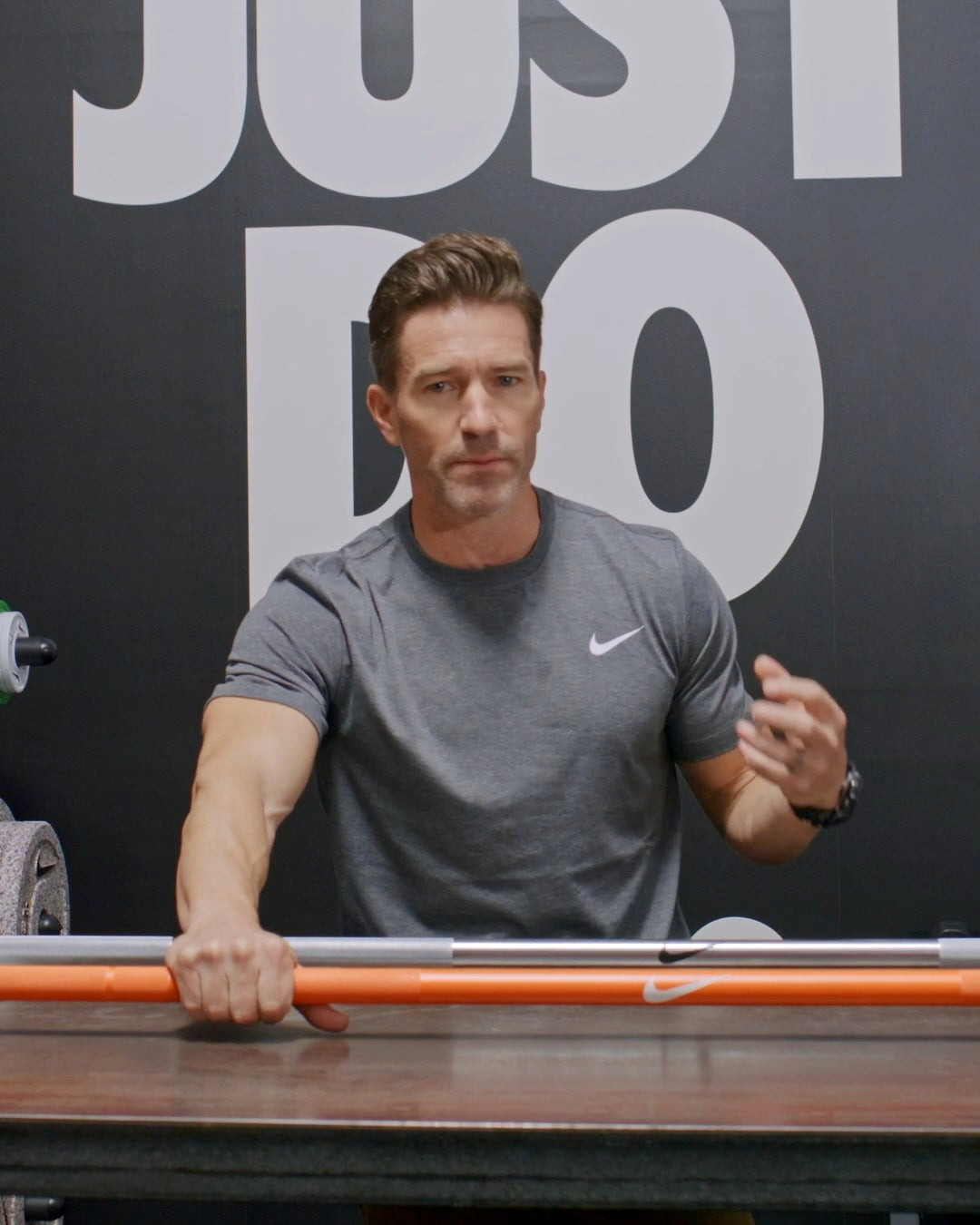 Drew video explaining how to choose a barbell